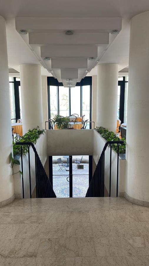 Amba Hotel Rimini Exteriör bild