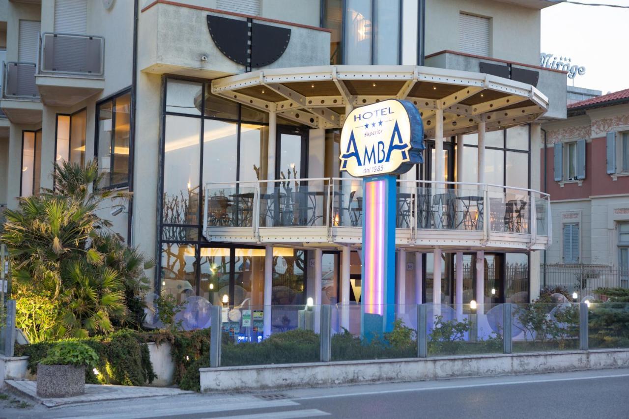 Amba Hotel Rimini Exteriör bild